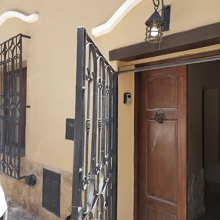 Tilcara Casa Con 3 Dorm Y Parrilla Pedacito De Cielo Cocina Villa Exterior photo